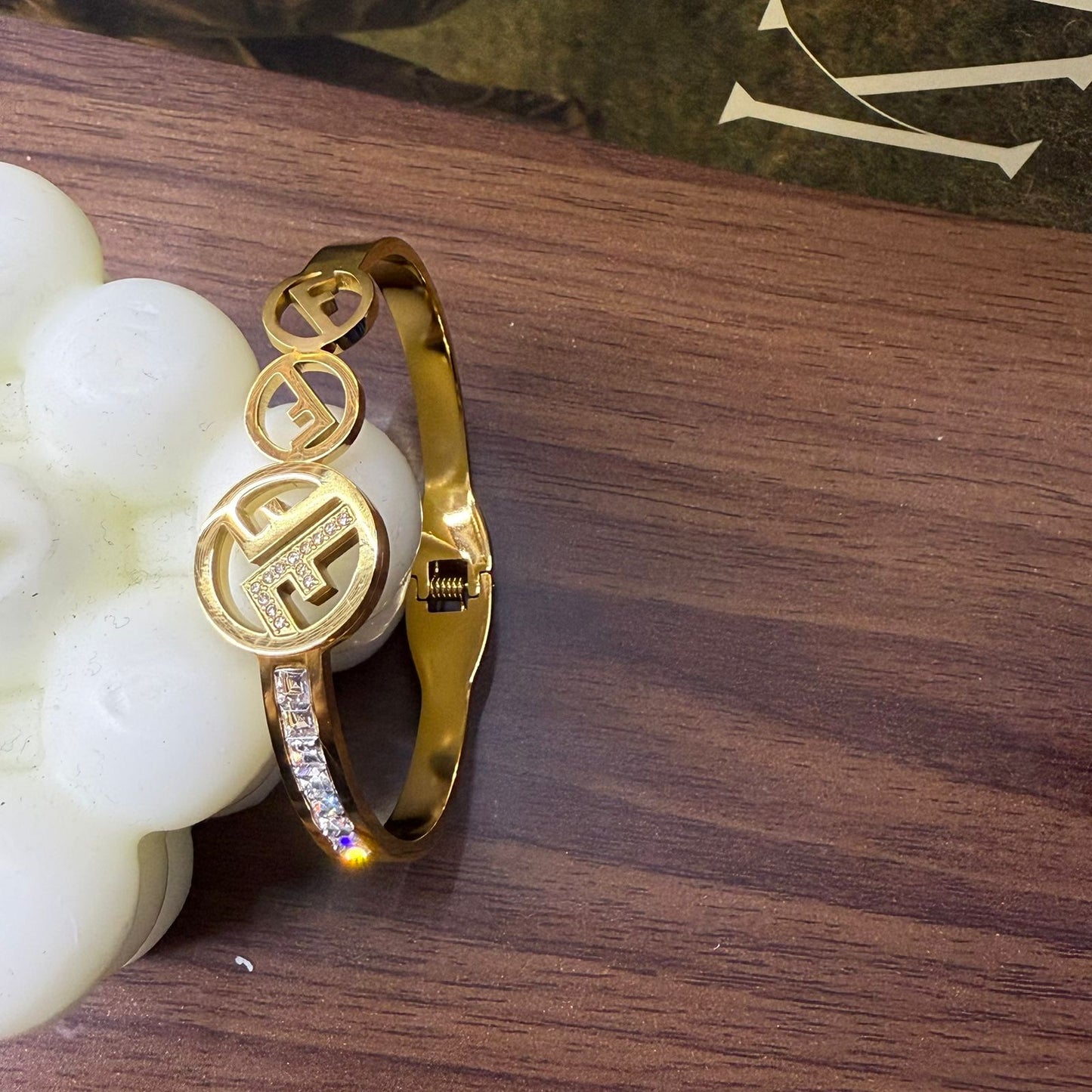 King's stylish and branded bracelets